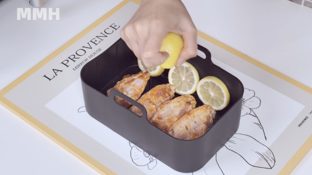 Amazon.com: 2Pcs Air Fryer Silicone Liners Rectangular for Ninja